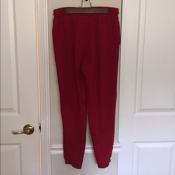 Red sweatpants - Picture 2 of 3